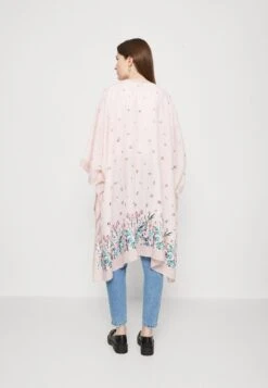 Anna Field Poncho - Pink 10 Anna Field Poncho - Pink -Anna Field Boutique 0013de22697547168204edd238c134f0