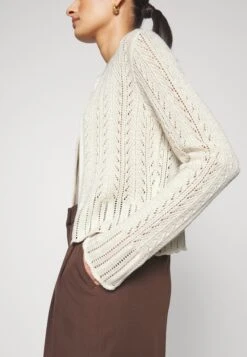 Anna Field Pointelle Bolero - Vest -Offwhite -Anna Field Boutique 00dfbc3c855b4716be91de3edb1a87a3