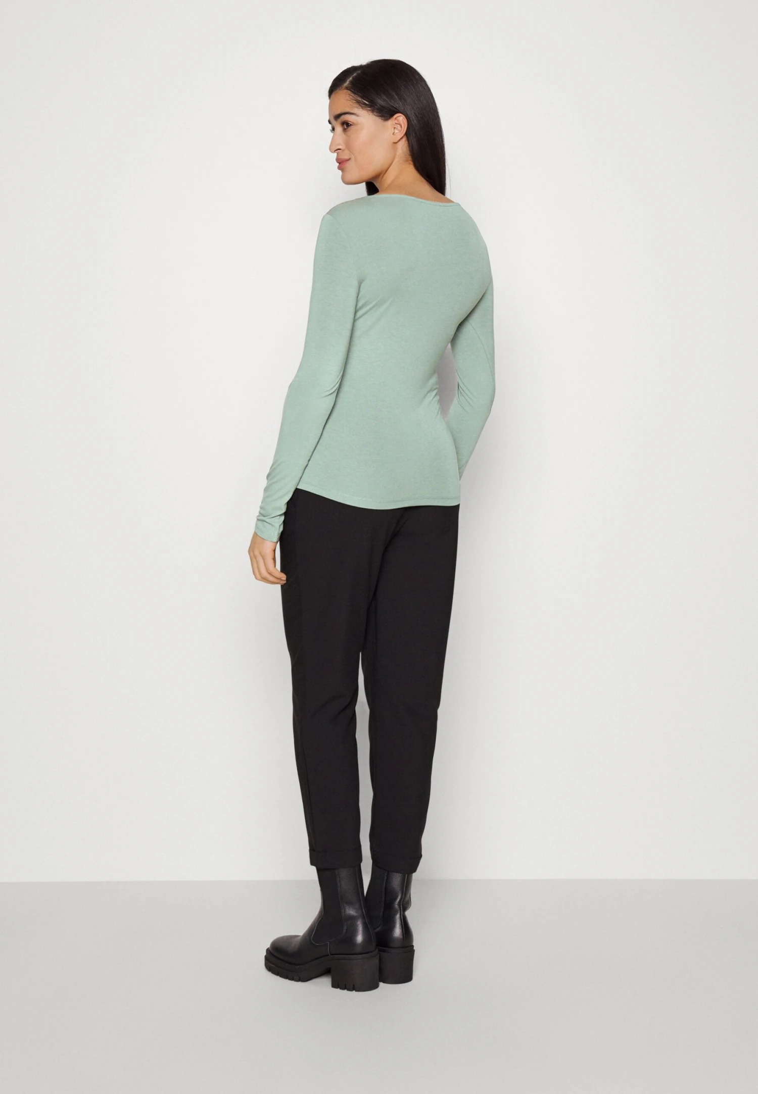 Maternity Basic Longsleeve 2 Pack - Longsleeve - Pink/Light Green 5 Maternity Basic Longsleeve 2 Pack - Longsleeve - Pink/Light Green - Afbeelding 3