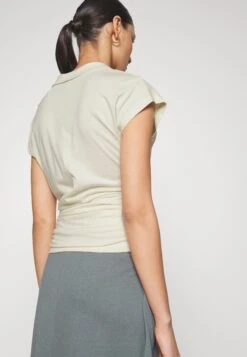 Anna Field Wrap Blouse- Blouse - Offwhite 17 Anna Field Wrap Blouse- Blouse - Offwhite -Anna Field Boutique 0d3882d40f2948bdb8ce57fd88c3d638