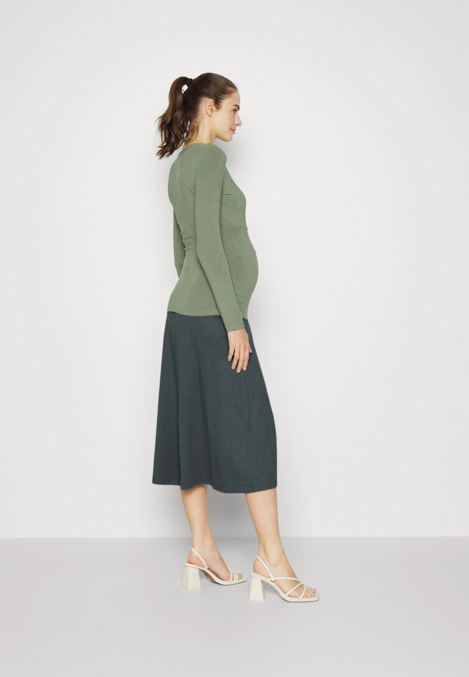 Maternity Basic Midi Skirt- Kokerrok - Light Green 5 Maternity Basic Midi Skirt- Kokerrok - Light Green - Afbeelding 3