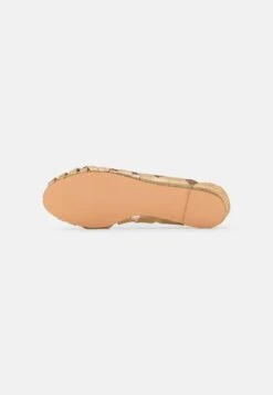 Anna Field Leather - Peeptoe Ballerina'S - Gold 17 Anna Field Leather - Peeptoe Ballerina'S - Gold -Anna Field Boutique 1b00bfc472ec4712901198036fc43b96