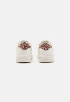 Anna Field Sneakers Laag - White/Multi-Coloured 11 Anna Field Sneakers Laag - White/Multi-Coloured -Anna Field Boutique 1f48cb4d5f2a44c58917f2ef47922eab