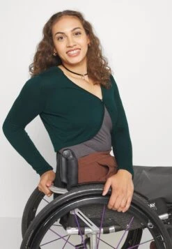 Anna Field Vest - Dark Green 18 Anna Field Vest - Dark Green -Anna Field Boutique 20425656993d4f68a9da335a7c56cc67