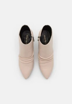 Anna Field Korte Laarzen - Beige -Anna Field Boutique 24d56426afbf4c7aab266a44ce48f8cc