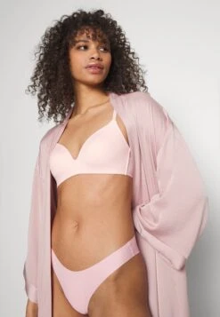 Anna Field 2 Pack - T-Shirt Bh - 402 - Pink_102 - Grey 13 Anna Field 2 Pack - T-Shirt Bh - 402 - Pink_102 - Grey -Anna Field Boutique 3b35d96e37874822af7c136f3e088111