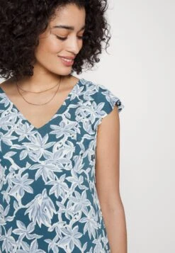 Midi V Flared Dress Witrh Ruffle Sleevees - Jerseyjurk - Dark Blue/Blue 13 Midi V Flared Dress Witrh Ruffle Sleevees - Jerseyjurk - Dark Blue/Blue -Anna Field Boutique 3e624a7562d3474eb634dd22da87092f