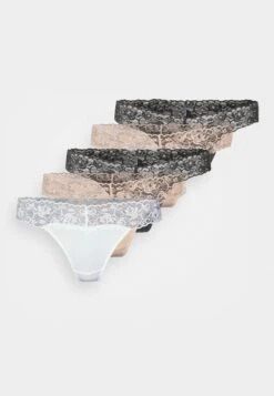 Anna Field 5 Pack - String - White/Nude -Anna Field Boutique 57cec8f7d23a45c7b789290c00c6c2e3