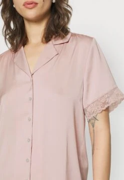 Anna Field Gift Box Pj Set - Pyjama - Pink 11 Anna Field Gift Box Pj Set - Pyjama - Pink -Anna Field Boutique 6091342c8ed742cbb30f14c15208d136