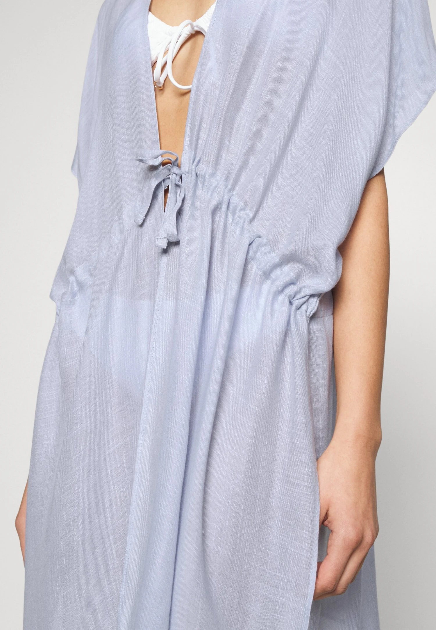 Anna Field Printed Short Kimono / 606 - Khaki_003 - Off-White - Strandaccessoire - 502 - Blue 7 Anna Field Printed Short Kimono / 606 - Khaki_003 - Off-White - Strandaccessoire - 502 - Blue - Afbeelding 5