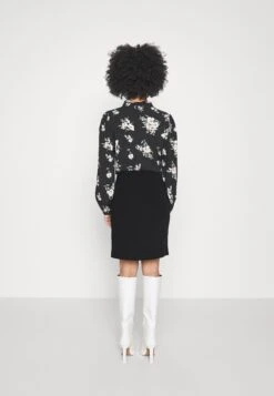 Panel Asymmetric- Minirok - Black 9 Panel Asymmetric- Minirok - Black -Anna Field Boutique 65816e11d0f24c819909b07d5ed21ae4