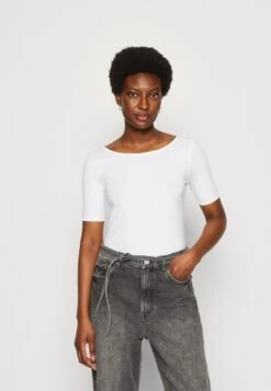 Anna Field T-Shirt Print - Dark Yellow/White -Anna Field Boutique 6b6a00b368df458aaf5c91a85226b3ba