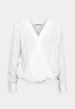 Blouse -Off-White 12 Blouse -Off-White -Anna Field Boutique 721580c15f444fff8fcdf6f1dd9deb5e