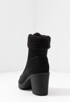 Anna Field Winter Boot - Enkellaarsjes Met Plateauzool - Black 13 Anna Field Winter Boot - Enkellaarsjes Met Plateauzool - Black -Anna Field Boutique 75644dab5c4b4634862305626d9534e6
