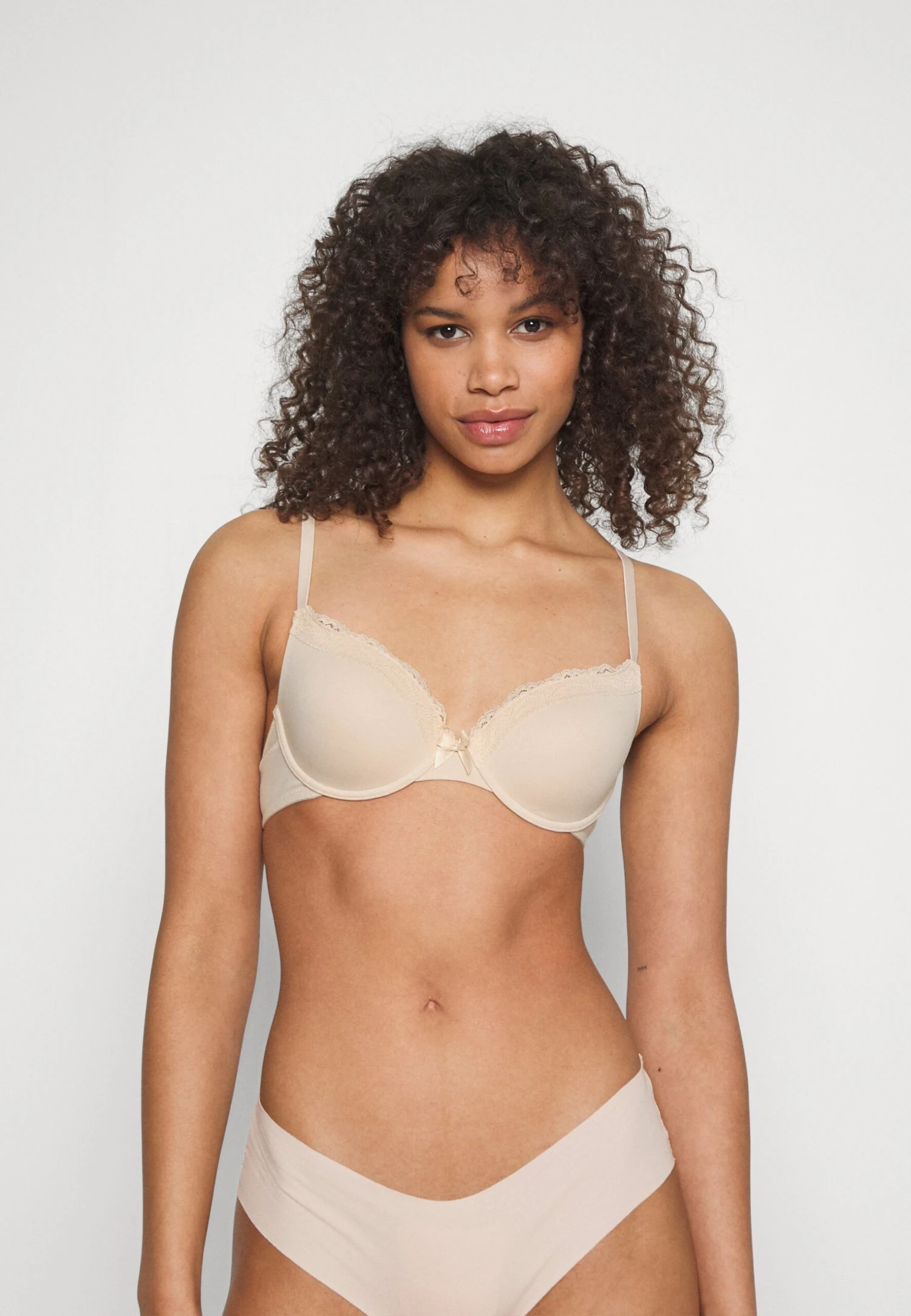 Anna Field 2 Pack Shakira / 916 - Nude_802 - Black - Beugel Bh - 916 - Nude_802 - Black 4 Anna Field 2 Pack Shakira / 916 - Nude_802 - Black - Beugel Bh - 916 - Nude_802 - Black - Afbeelding 2