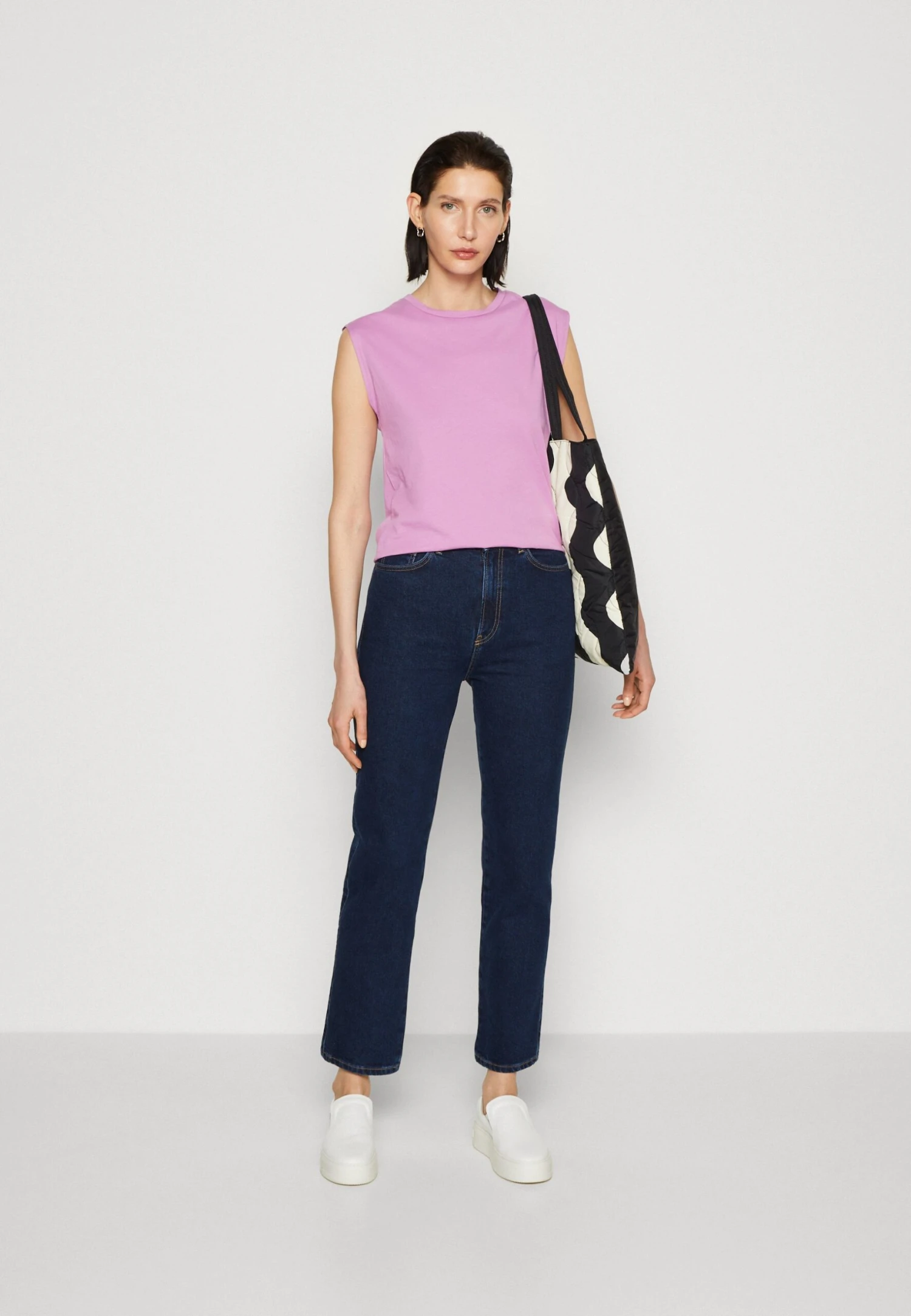 Anna Field Straight Leg Jeans - Blue Denim 4 Anna Field Straight Leg Jeans - Blue Denim - Afbeelding 2