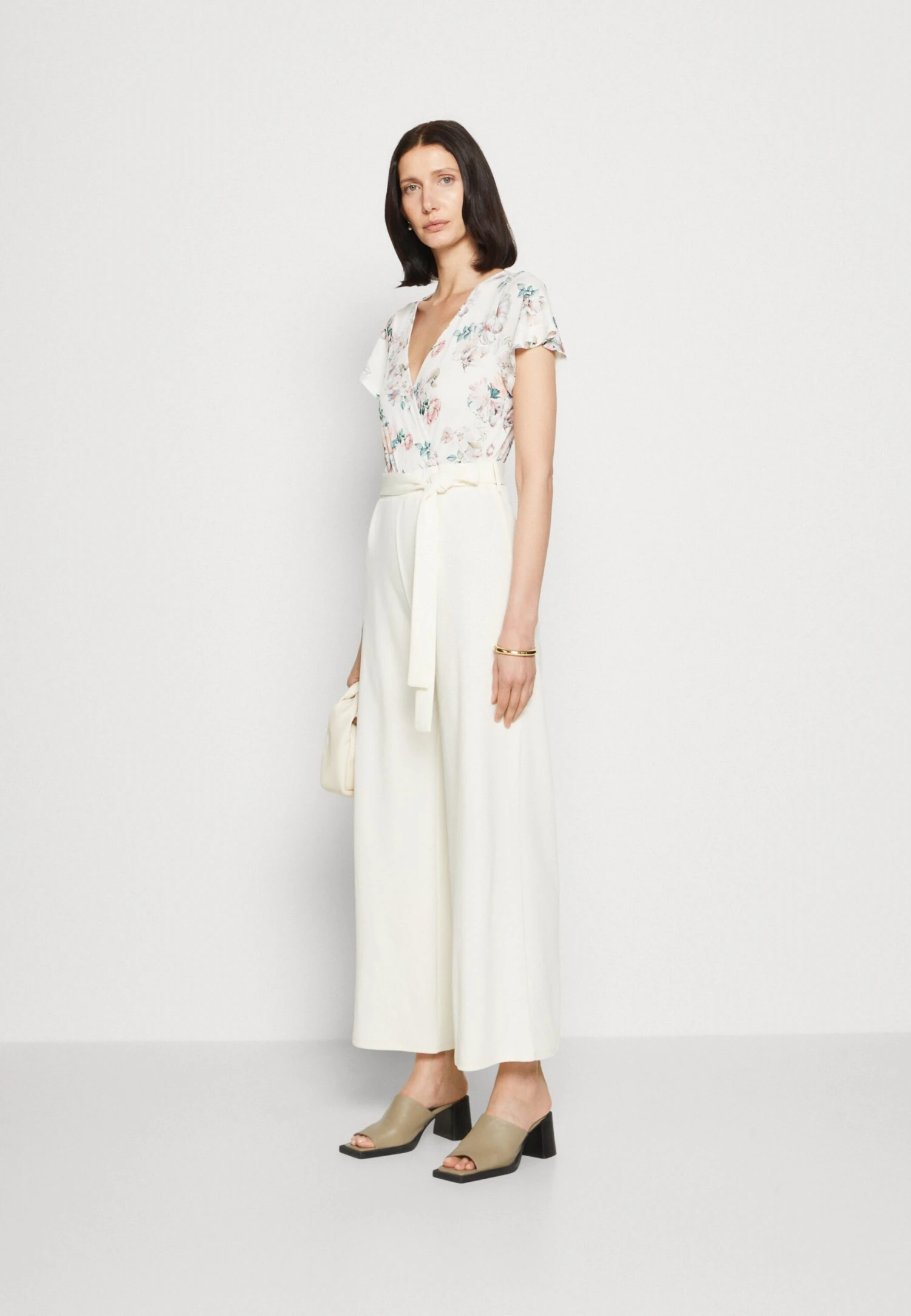 Anna Field Jumpsuit - Beige/White 4 Anna Field Jumpsuit - Beige/White - Afbeelding 2