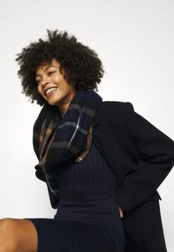 Anna Field Crew Ausschnitt Ripp Top Bodycon Mini Strickkleid - Etui-Jurk - Dark Blue 12 Anna Field Crew Ausschnitt Ripp Top Bodycon Mini Strickkleid - Etui-Jurk - Dark Blue -Anna Field Boutique 914ebb2ee80a41f7a81da59e5bb64931