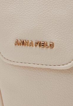 Anna Field Telefoonhoesje - Beige 9 Anna Field Telefoonhoesje - Beige -Anna Field Boutique 95ef3e38a42e47e29e8a99110c8e77f2
