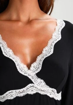 Anna Field Nachtjapon - Black -Anna Field Boutique 9cbb26f39b384778a8a395532fe9436b