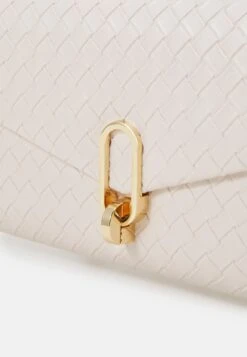 Anna Field Clutch - Offwhite 9 Anna Field Clutch - Offwhite -Anna Field Boutique a29f09beb6724fdc9155aaefd73cccef