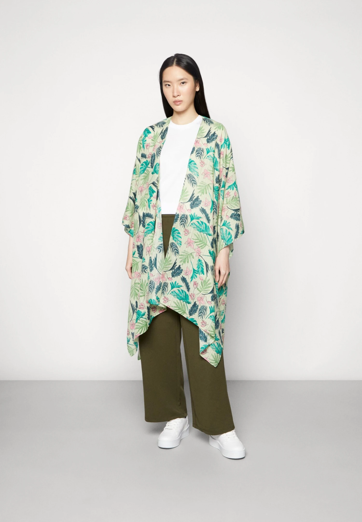 Anna Field Poncho - Green 3 Anna Field Poncho - Green