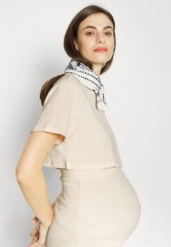 Top Skirt Set - Kokerrok - 003 - Off-White 13 Top Skirt Set - Kokerrok - 003 - Off-White -Anna Field Boutique af0b503f31c24a2a8f02924ebcf2b518