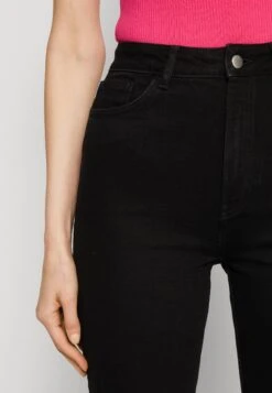 Anna Field Straight Leg Jeans - Black Denim -Anna Field Boutique aff61bf5bbe14dd29d4d94fd37401da7