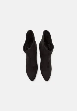 Anna Field Korte Laarzen - Black 13 Anna Field Korte Laarzen - Black -Anna Field Boutique b19981d32c484a88be3552a9af6a9406