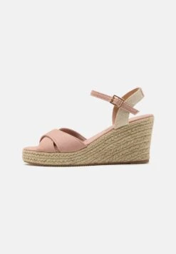 Anna Field Sandalen Met Plateauzool - Light Pink 9 Anna Field Sandalen Met Plateauzool - Light Pink -Anna Field Boutique b42766b0c1224ecda7014f4684b15fce