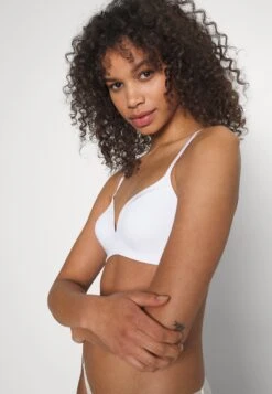 Anna Field 2 Pack - T-Shirt Bh - 502 - Blue_001 - White 13 Anna Field 2 Pack - T-Shirt Bh - 502 - Blue_001 - White -Anna Field Boutique b4e58d4af79d40dbaa234dfee5ca4df8