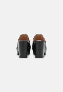 Wide Fit - Muiltjes Met Hak - Black 11 Wide Fit - Muiltjes Met Hak - Black -Anna Field Boutique b55520beef73467197135975547764b9