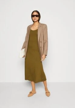 Anna Field Jerseyjurk - Olive 9 Anna Field Jerseyjurk - Olive -Anna Field Boutique c68783b93e174701b04516fa176b4d90