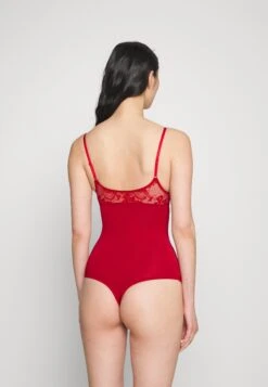 Anna Field Body - Red -Anna Field Boutique c74b73b3b5eb4493b90a0160f537b1d1
