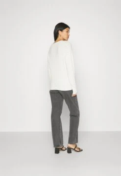 Anna Field Trui -Off-White 10 Anna Field Trui -Off-White -Anna Field Boutique c83754493b8d4c7f99b9da6b6c690fe9