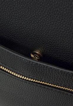 Anna Field Shopper - Black 10 Anna Field Shopper - Black -Anna Field Boutique d1e6e2ace47141f8adfd56ac54af6ba2