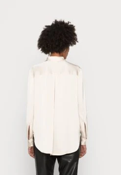 Anna Field Overhemdblouse - Nude -Anna Field Boutique d440f1564b214990b8800f83f8491c11