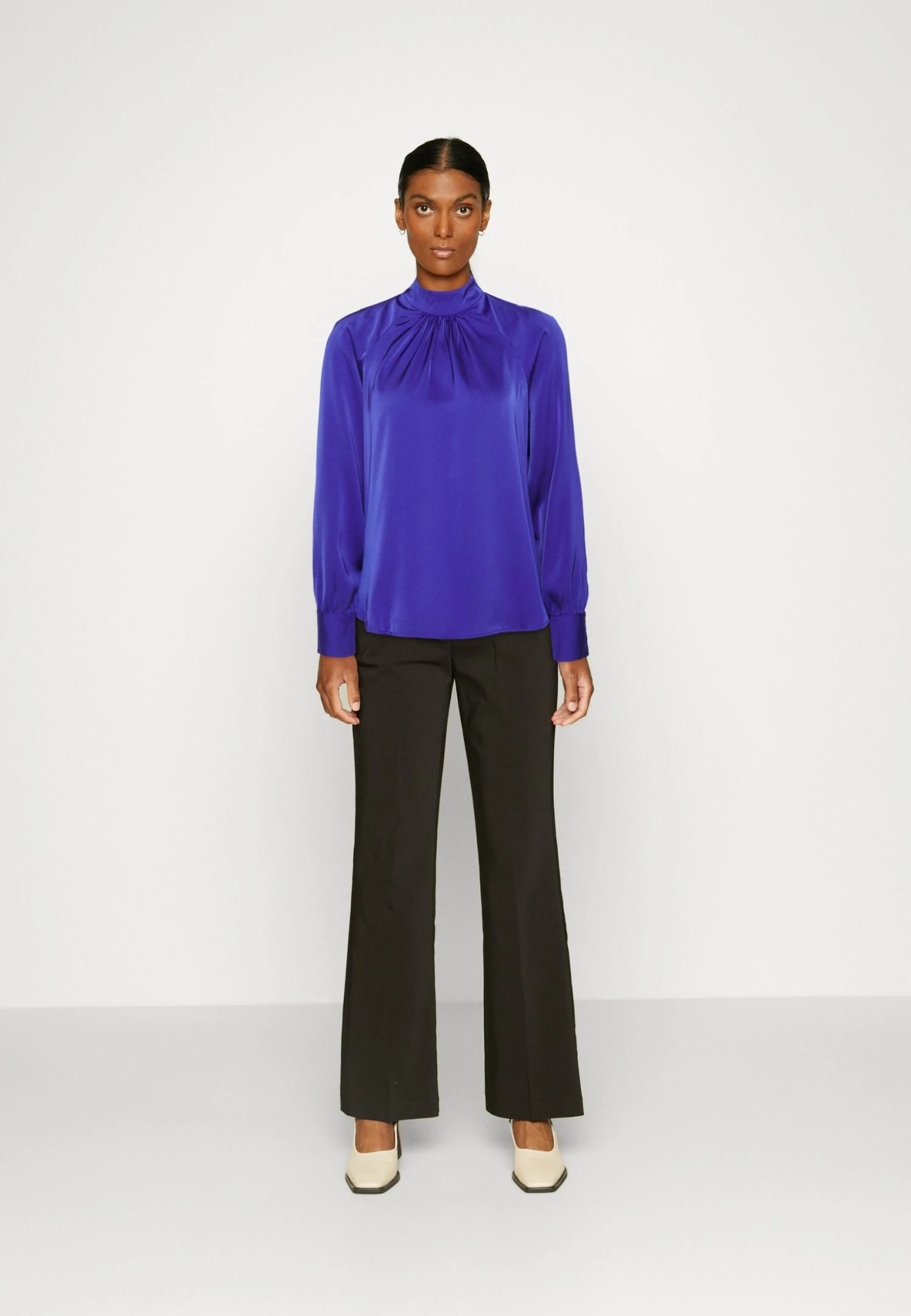 Anna Field Longsleeve -Blue 4 Anna Field Longsleeve -Blue - Afbeelding 2