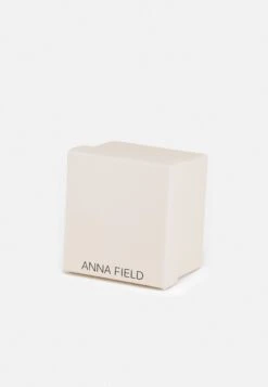 Anna Field Set - Horloge - Gold 12 Anna Field Set - Horloge - Gold -Anna Field Boutique de8bc1a652594656a58b76898d254b97