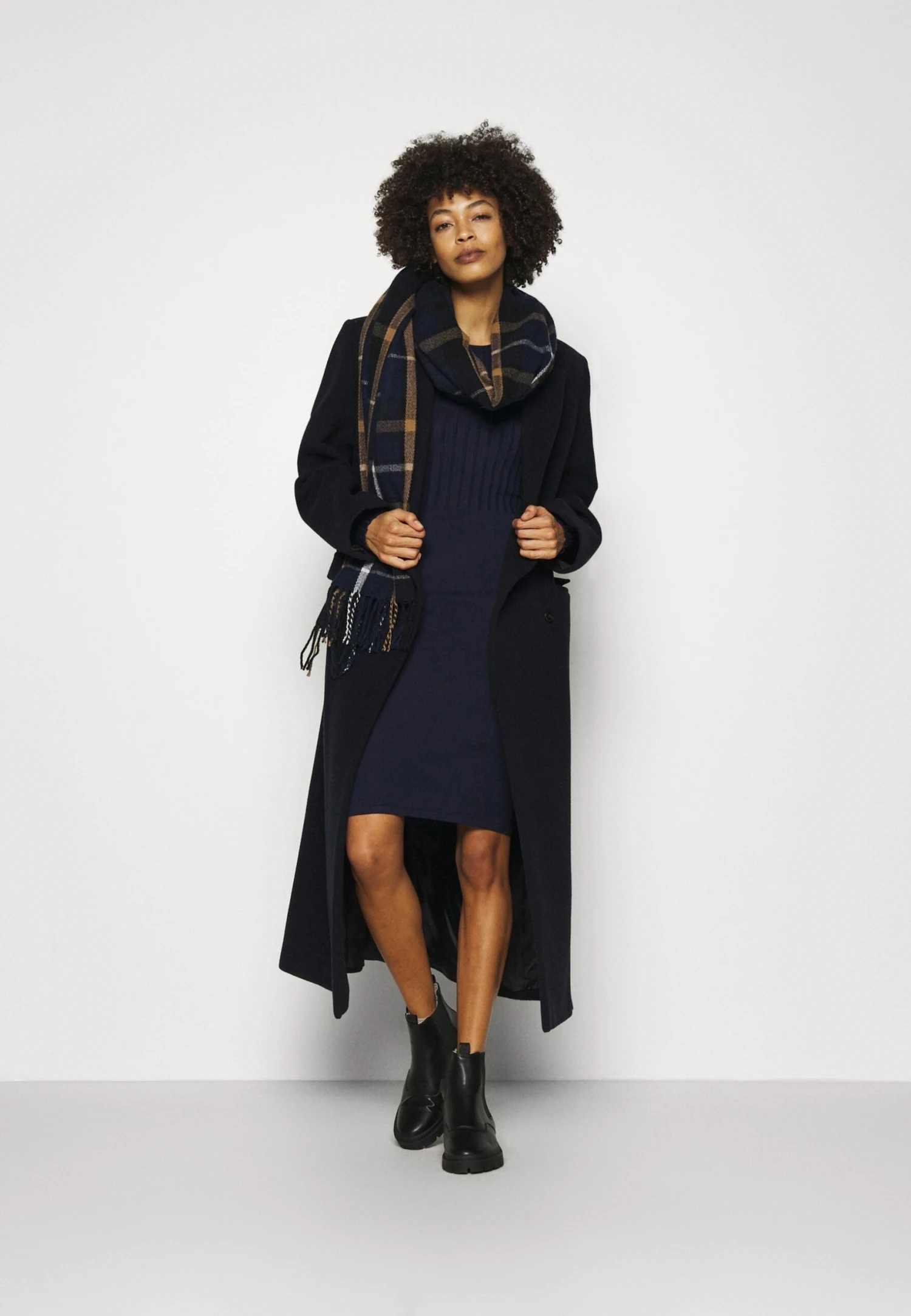 Anna Field Crew Ausschnitt Ripp Top Bodycon Mini Strickkleid - Etui-Jurk - Dark Blue 4 Anna Field Crew Ausschnitt Ripp Top Bodycon Mini Strickkleid - Etui-Jurk - Dark Blue - Afbeelding 2