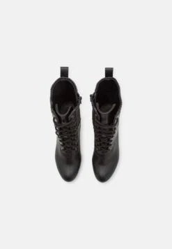 Anna Field Enkellaarsjes Met Hoge Hak - Black -Anna Field Boutique e48f429b49374cf3ab17edfcb48a7af4