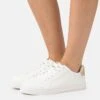 Anna Field Sneakers Laag - White/Gold -Anna Field Boutique e4c9e6ccf0364accb8709b2643a1adb7