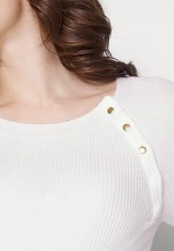 Nursing - Button Opening - Trui - White 15 Nursing - Button Opening - Trui - White -Anna Field Boutique e79510013e6b49b8ab7bda1d3a183bb5