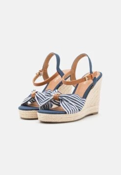 Anna Field Sandalen Met Hoge Hak - Dark Blue 10 Anna Field Sandalen Met Hoge Hak - Dark Blue -Anna Field Boutique e7db8cb773a848a8b386985d3d457554