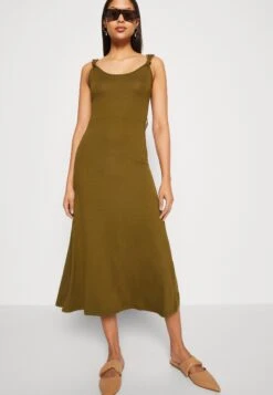 Anna Field Jerseyjurk - Olive 11 Anna Field Jerseyjurk - Olive -Anna Field Boutique ec399084a816472091483a49cda0c848