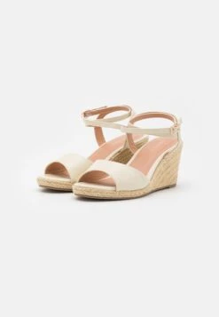 Anna Field Espadrilles - Off-White 10 Anna Field Espadrilles - Off-White -Anna Field Boutique ec7cf148b221415da8af108101e765f4