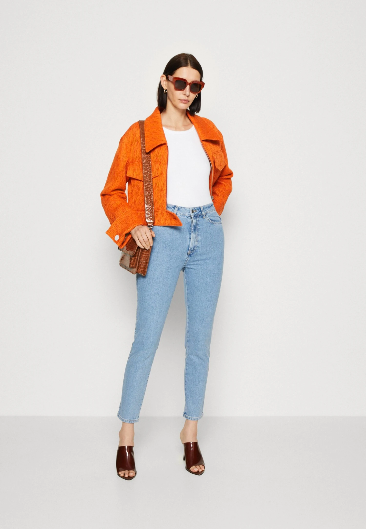 Anna Field Slim Fit Jeans - Light Blue Denim 4 Anna Field Slim Fit Jeans - Light Blue Denim - Afbeelding 2