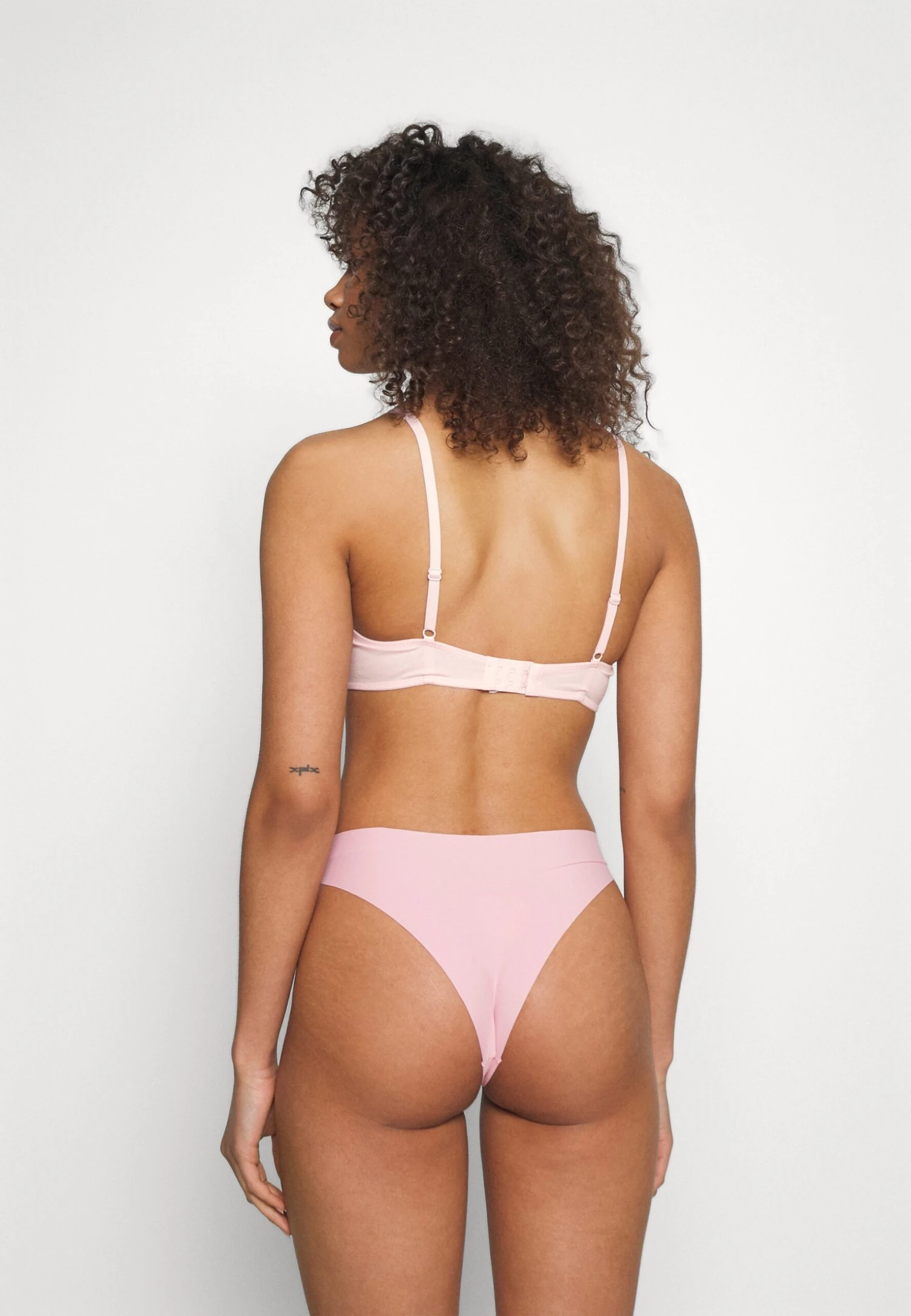 Anna Field 2 Pack - T-Shirt Bh - 402 - Pink_102 - Grey 5 Anna Field 2 Pack - T-Shirt Bh - 402 - Pink_102 - Grey - Afbeelding 3