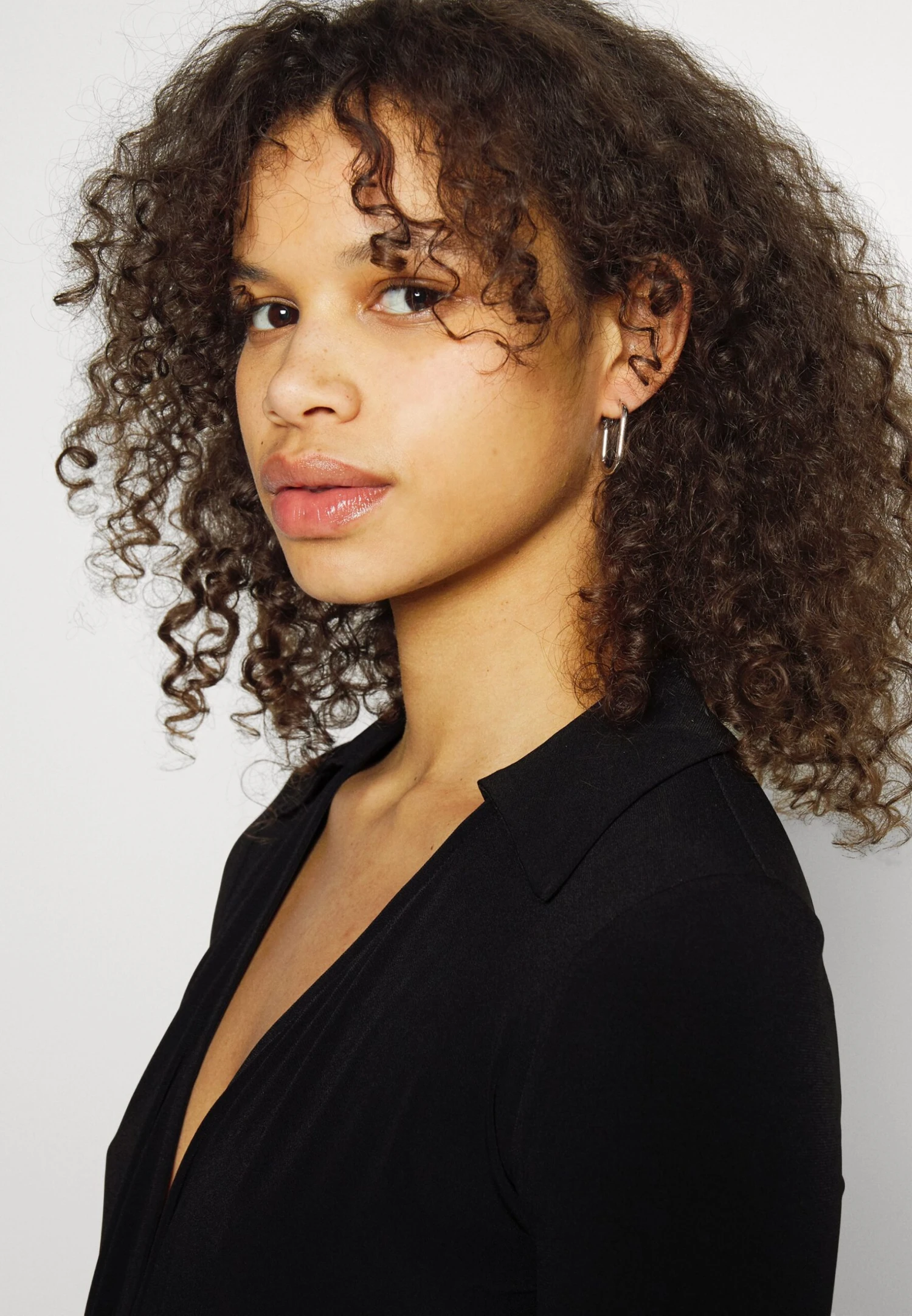 Center Front Knot Low Midi Dress - Jurk - Black 6 Center Front Knot Low Midi Dress - Jurk - Black - Afbeelding 4