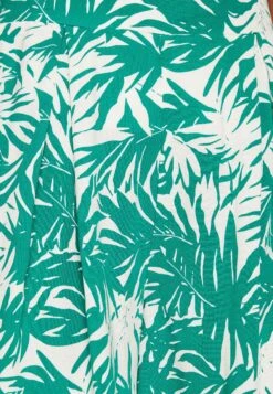 Anna Field Shorts - Green/Off White 13 Anna Field Shorts - Green/Off White -Anna Field Boutique fee4a64e479446a79f62f94204a5f0b6